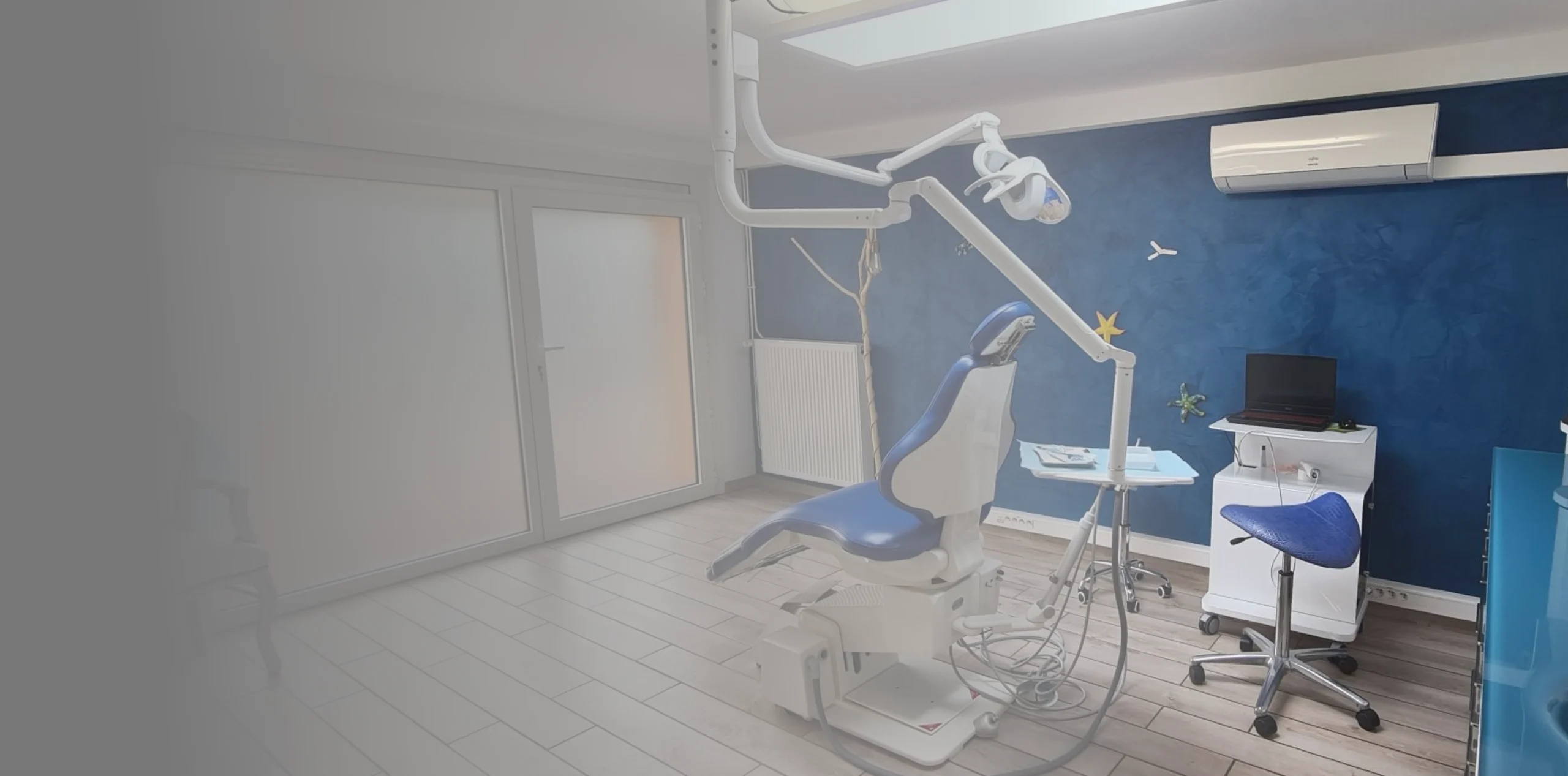 dr-kelly-tilly-orthodontie-vourles (1)