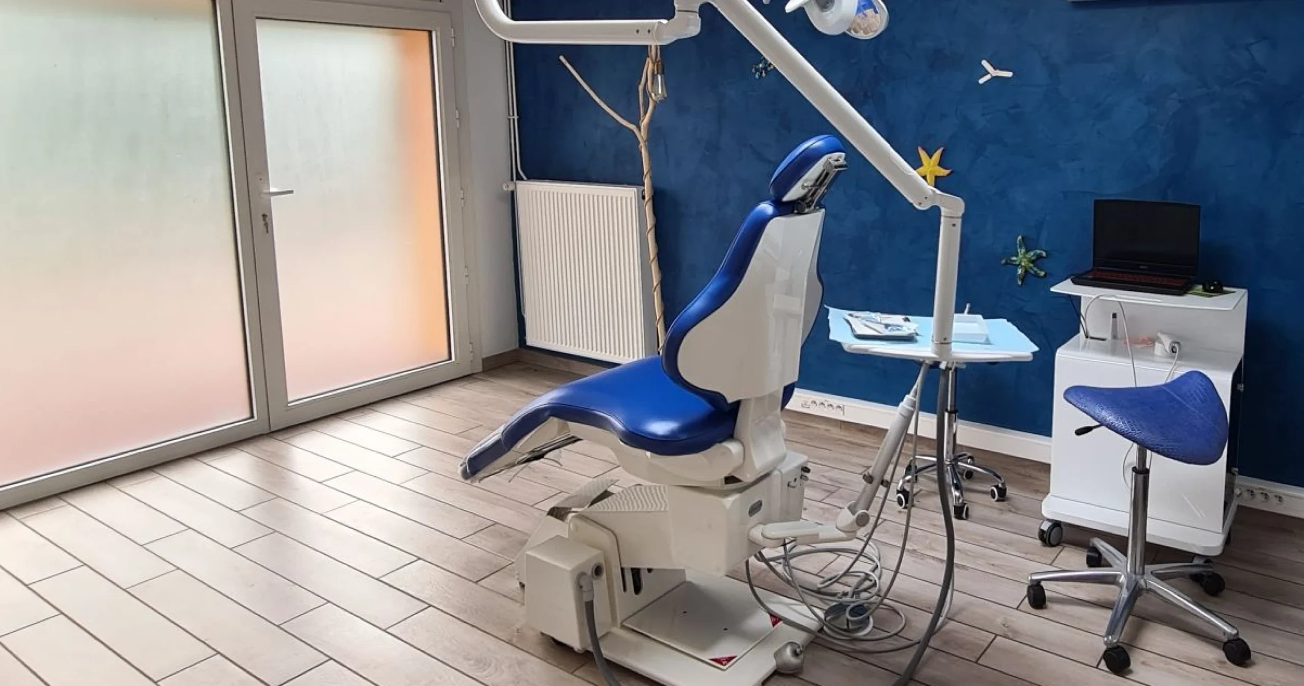 dr-kelly-tilly-vourles